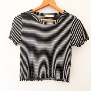 Black and white stripe lettuce hem crop top
